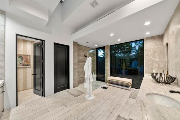 Interior, Recessed Lighting, Wood Texture Flooring