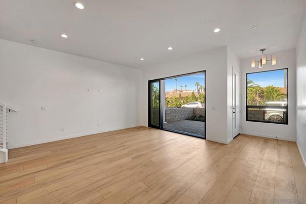Empty room, Interior, Recessed Lighting, Wood Texture Flooring