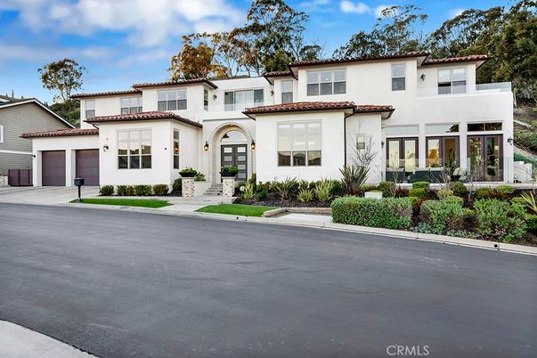Attached, Exterior, Facade, Spanish Mediterranean