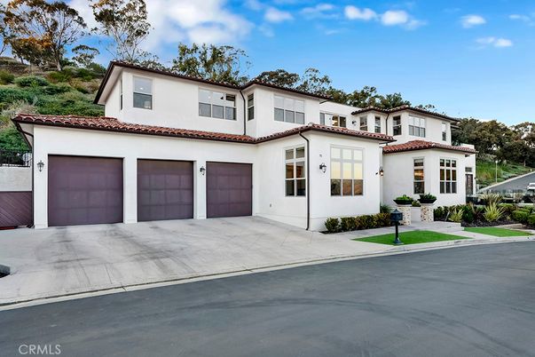 Attached, Exterior, Facade, Spanish Mediterranean
