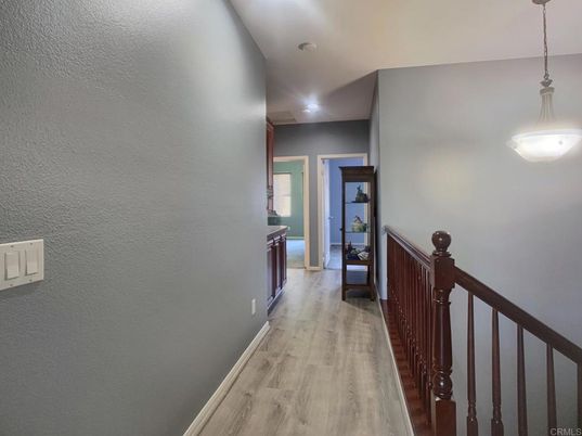 Interior, Pendant Lights, Recessed Lighting, Wood Texture Flooring