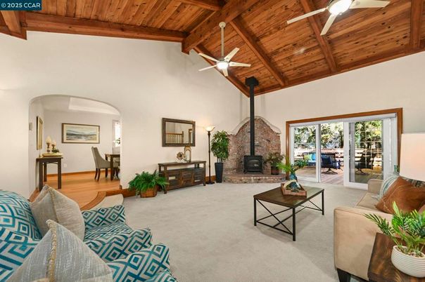 Dining room, Fireplace, Interior, Living room, Stone Walls, Wooden Beams, Wooden Ceilings