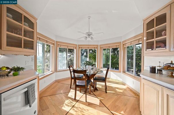 Dining room, Interior, Sun Room, Wood Texture Flooring
