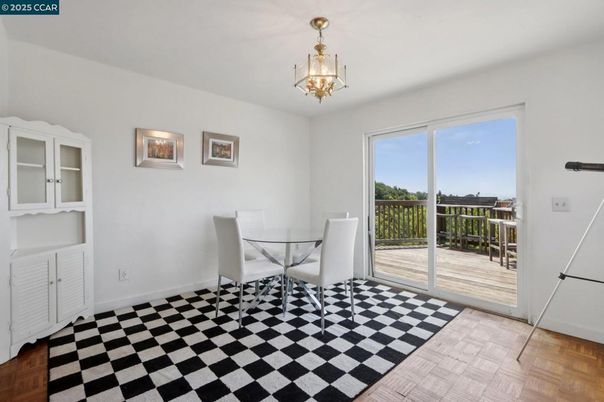 Dining room, Interior