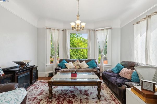 Chandelier, Interior, Living room, Wood Texture Flooring