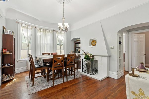 Chandelier, Dining room, Interior, Pendant Lights, Wood Texture Flooring