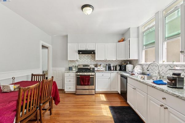 Interior, Kitchen, Stainless Steel Appliances, Wood Texture Flooring