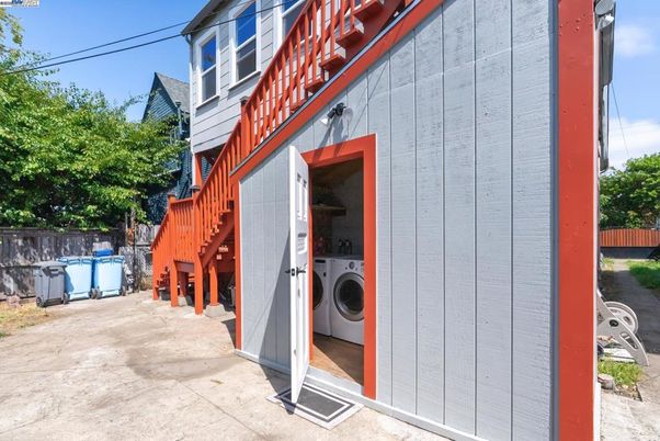 Exterior, Washer