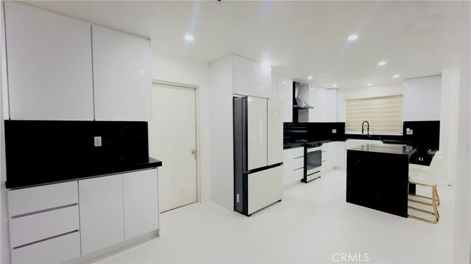 Interior, Kitchen, Recessed Lighting