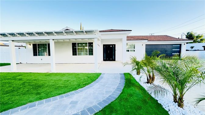 Backyard, Exterior, Facade, Spanish Mediterranean