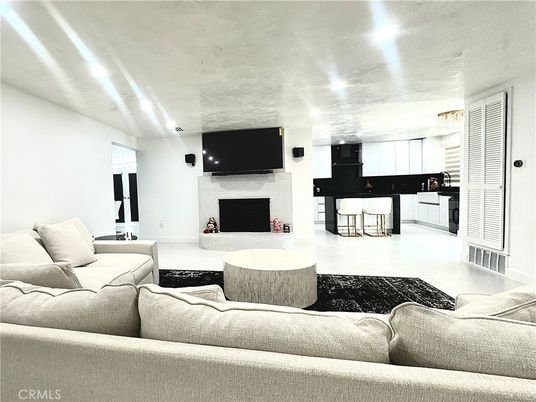 Fireplace, Interior, Living room, Recessed Lighting