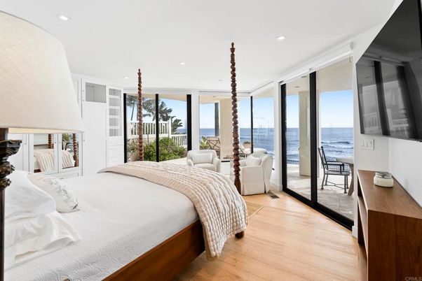 Bedroom, Interior, Recessed Lighting, Water, Wood Texture Flooring