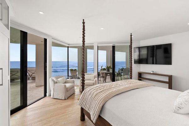 Bedroom, Interior, Recessed Lighting, Water, Wood Texture Flooring