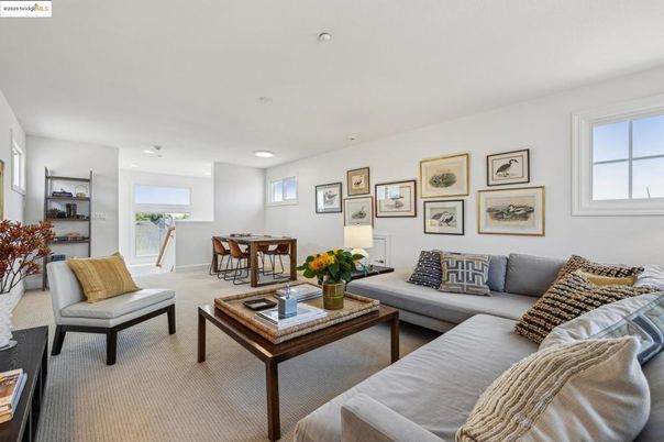 Dining room, Interior, Living room, Recessed Lighting