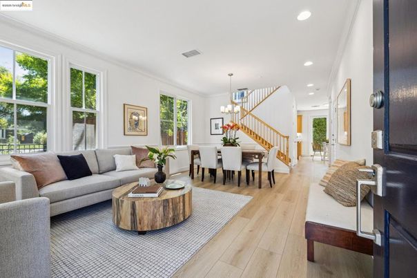 Dining room, Interior, Living room, Pendant Lights, Recessed Lighting, Wood Texture Flooring