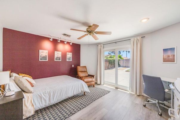 Bedroom, Home Office, Interior, Recessed Lighting, Wood Texture Flooring