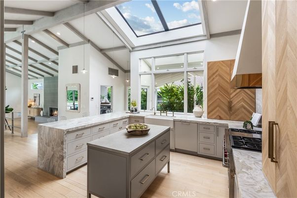 Fireplace, Glass Ceilings, Interior, Kitchen, Pendant Lights, Recessed Lighting, Wood Texture Flooring