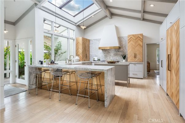 Glass Ceilings, Interior, Kitchen, Pendant Lights, Recessed Lighting, Wooden Beams, Wood Texture Flooring