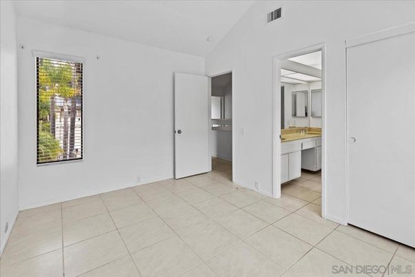 Bathroom, Empty room, Interior