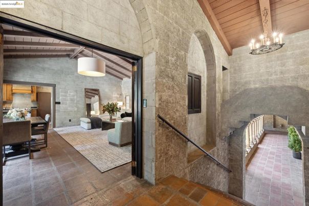 Dining room, Interior, Living room, Pendant Lights, Stone Walls, Wooden Beams, Wooden Ceilings