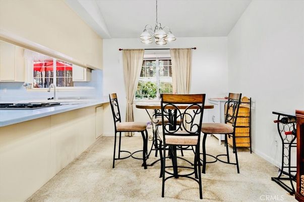 Chandelier, Dining room, Interior