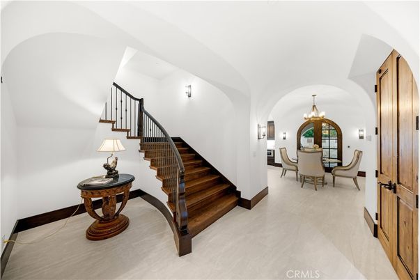 Chandelier, Dining room, Interior