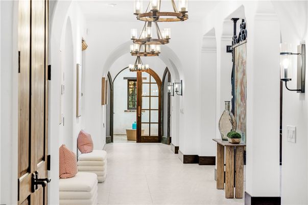 Chandelier, Interior, Pendant Lights