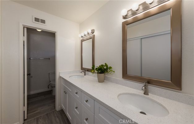 Bathroom, Dual Sink Vanities, Interior, Wood Texture Flooring
