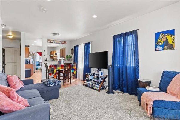 Dining room, Interior, Kitchen, Living room, Recessed Lighting