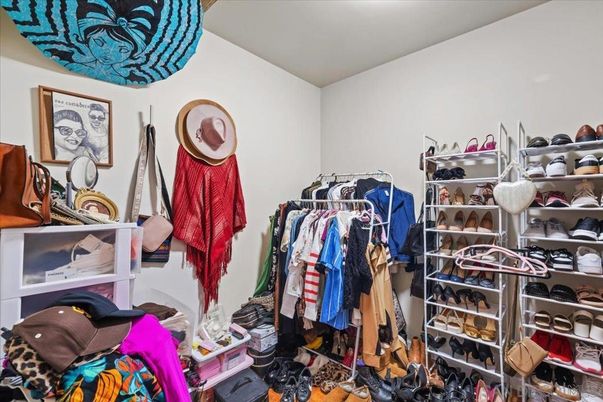 Interior, Walk-in Closets