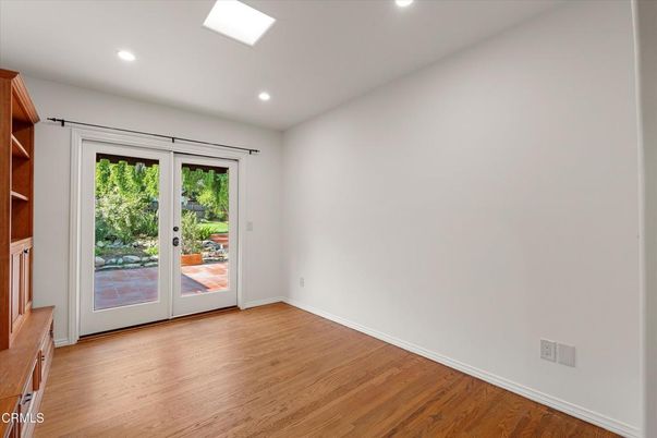 DE Listing image placeholder