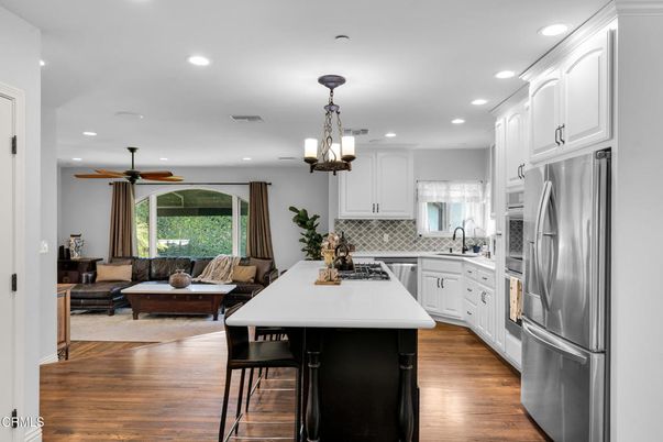 Interior, Kitchen, Living room, Pendant Lights, Recessed Lighting, Stainless Steel Appliances, Wood Texture Flooring