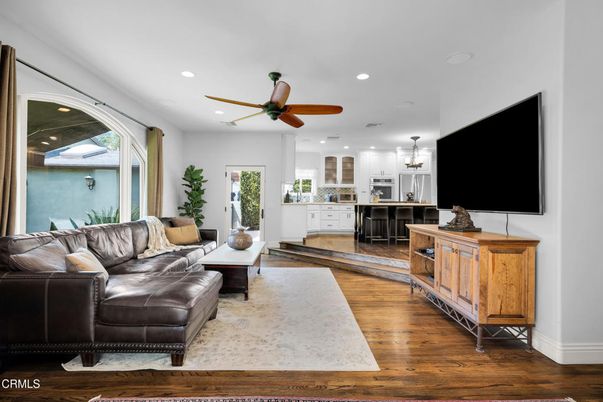 Interior, Kitchen, Living room, Recessed Lighting, Wood Texture Flooring