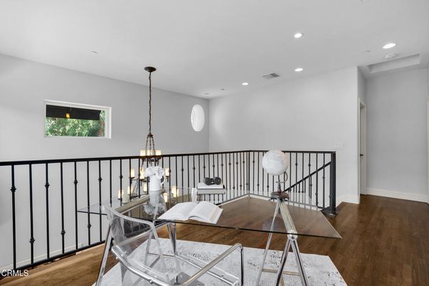 Home Office, Interior, Pendant Lights, Recessed Lighting, Wood Texture Flooring