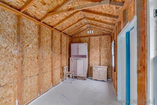 Empty room, Interior, Wooden Beams, Wooden Ceilings, Wooden Walls