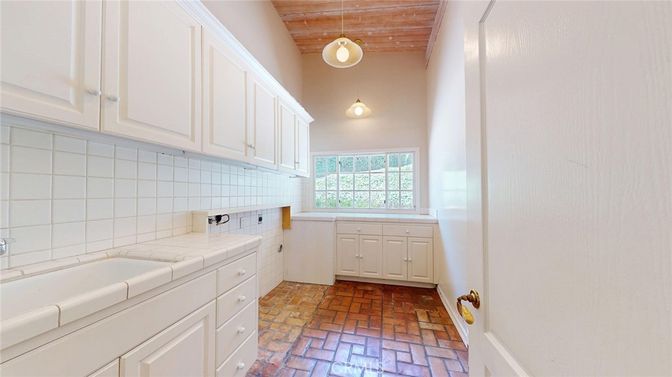 Bathroom, Interior, Pendant Lights, Tile Countertops, Wooden Ceilings