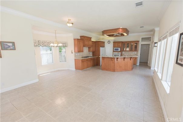 Chandelier, Interior, Kitchen