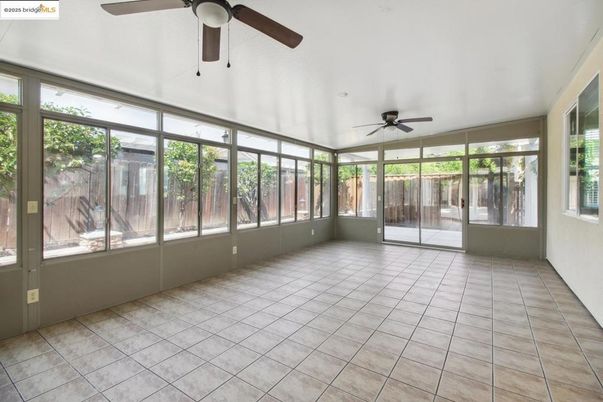 Empty room, Interior, Sun Room
