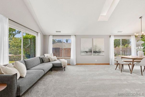Dining room, Interior, Living room, Pendant Lights