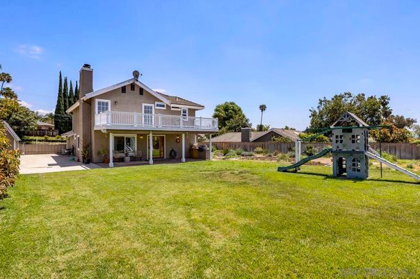 Backyard, Exterior, Playground