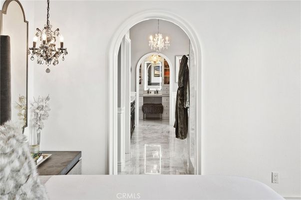 Chandelier, Interior, Marble