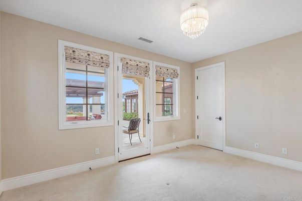 Chandelier, Empty room, Interior