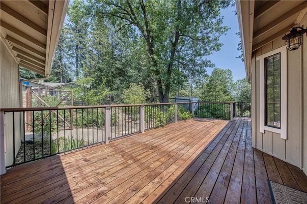 Exterior, Wood Texture Flooring