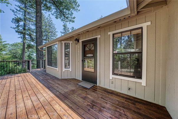 Exterior, Wood Texture Flooring