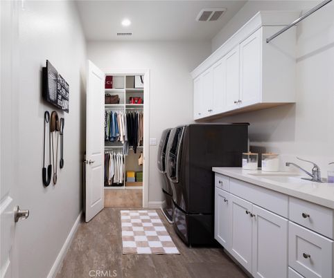 Interior, Recessed Lighting, Walk-in Closets