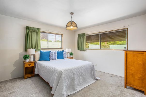 Bedroom, Interior, Pendant Lights