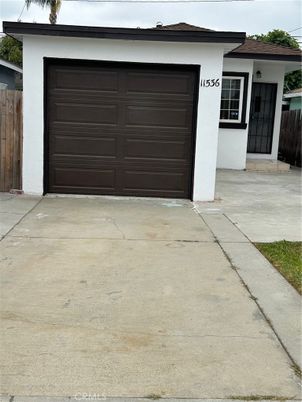 Detached Garage, Exterior