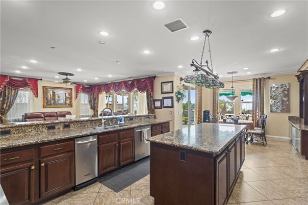 Dining room, Interior, Kitchen, Pendant Lights, Recessed Lighting, Stainless Steel Appliances