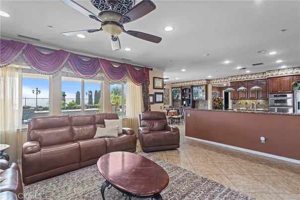 Interior, Kitchen, Living room, Recessed Lighting, Stainless Steel Appliances