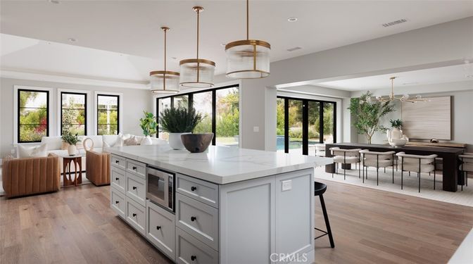 Dining room, Interior, Kitchen, Pendant Lights, Recessed Lighting, Wood Texture Flooring
